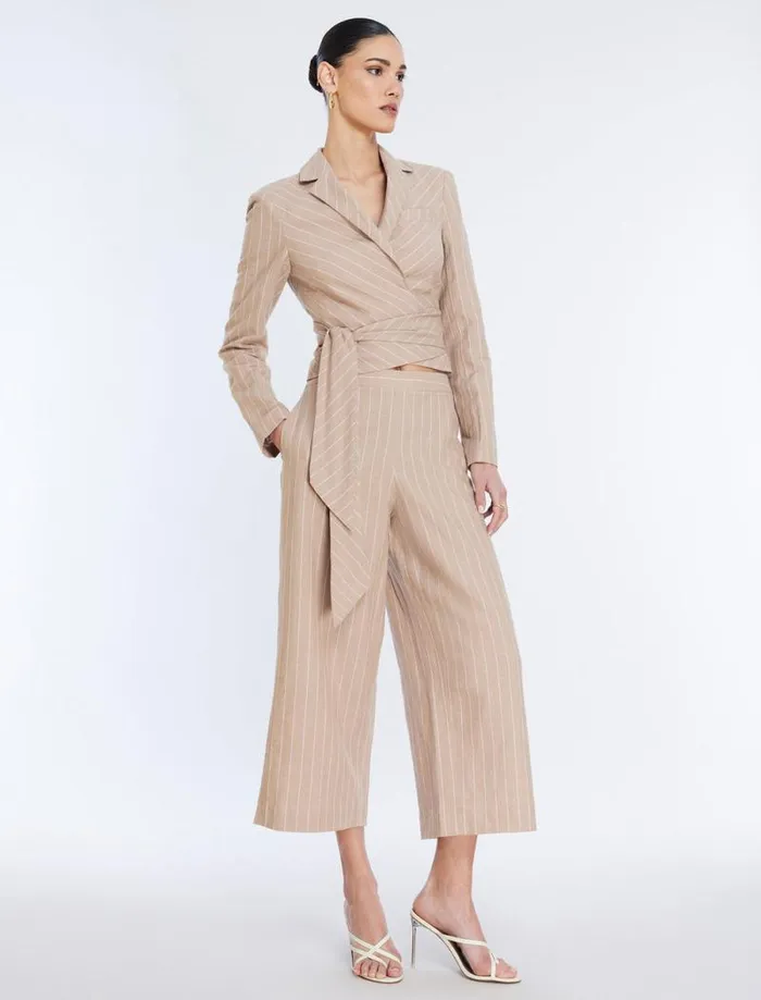 Women WideLeg Crop Pant Khakiwhite BCBG Bottoms