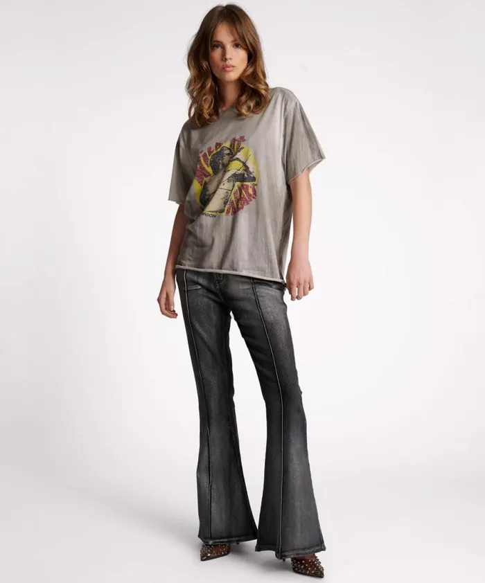Women WILD AT HEART BOYFRIEND TEE One Teaspoon Basic Tees Women WILD AT HEART BOYFRIEND TEE One Teaspoon Basic Tees