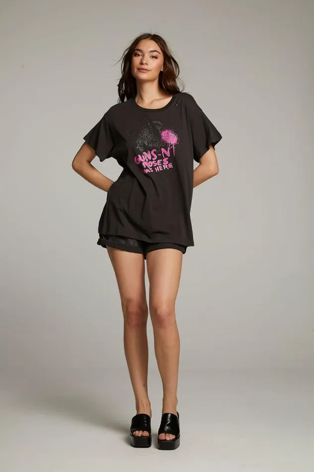 Womens Chaser Brand Tops Gun N039 Roses Studded Skull Tee