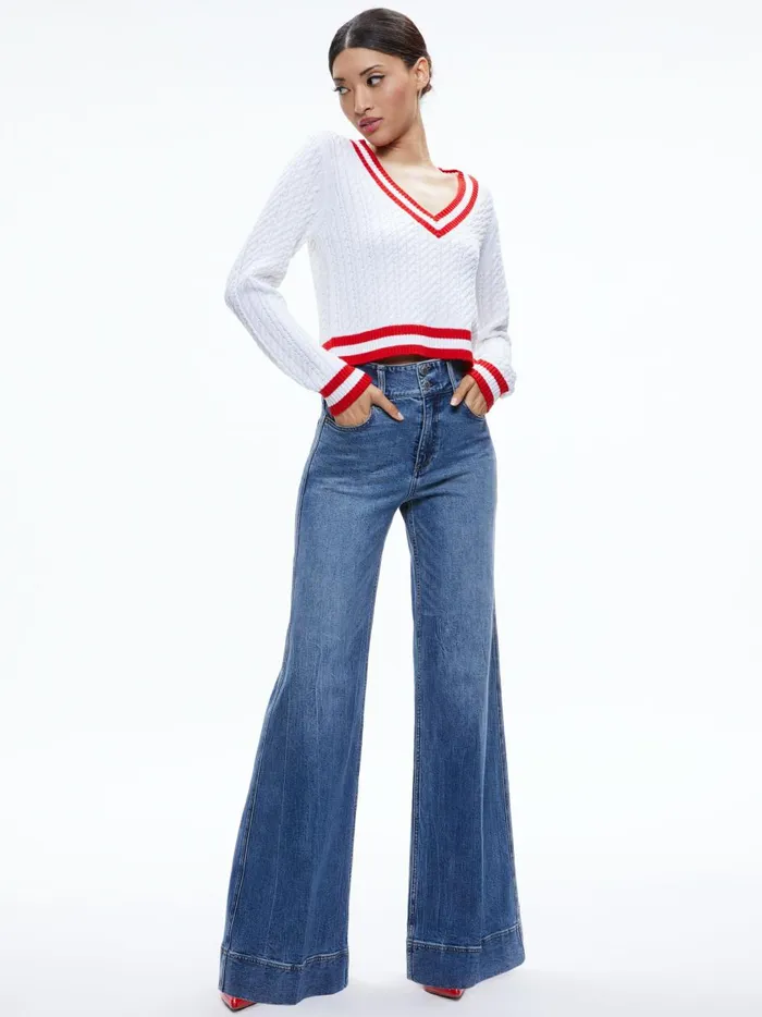 Womens Sweaters Alice Olivia Marika Cable Knit VNeck Pullover Soft Whiteperfect Ruby