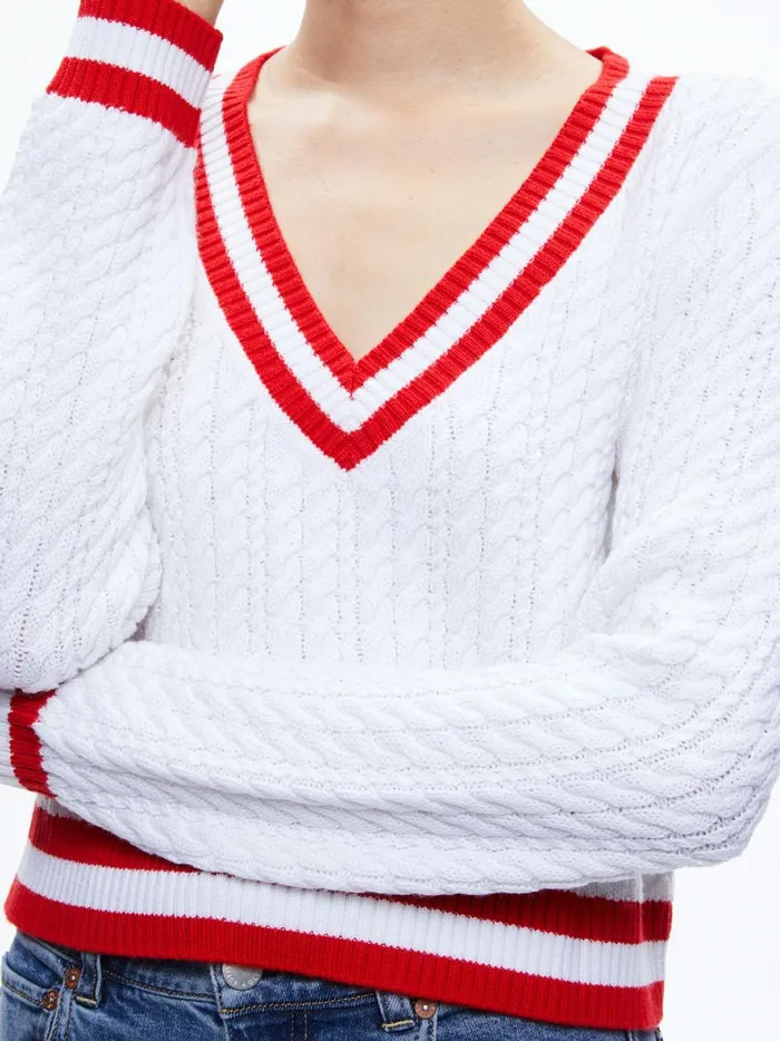 Womens Sweaters Alice Olivia Marika Cable Knit VNeck Pullover Soft Whiteperfect Ruby