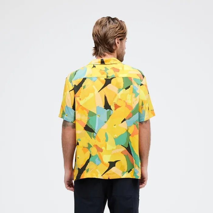 Yoto Button Up Shirt Tropical Men Stance Shirts and Tees